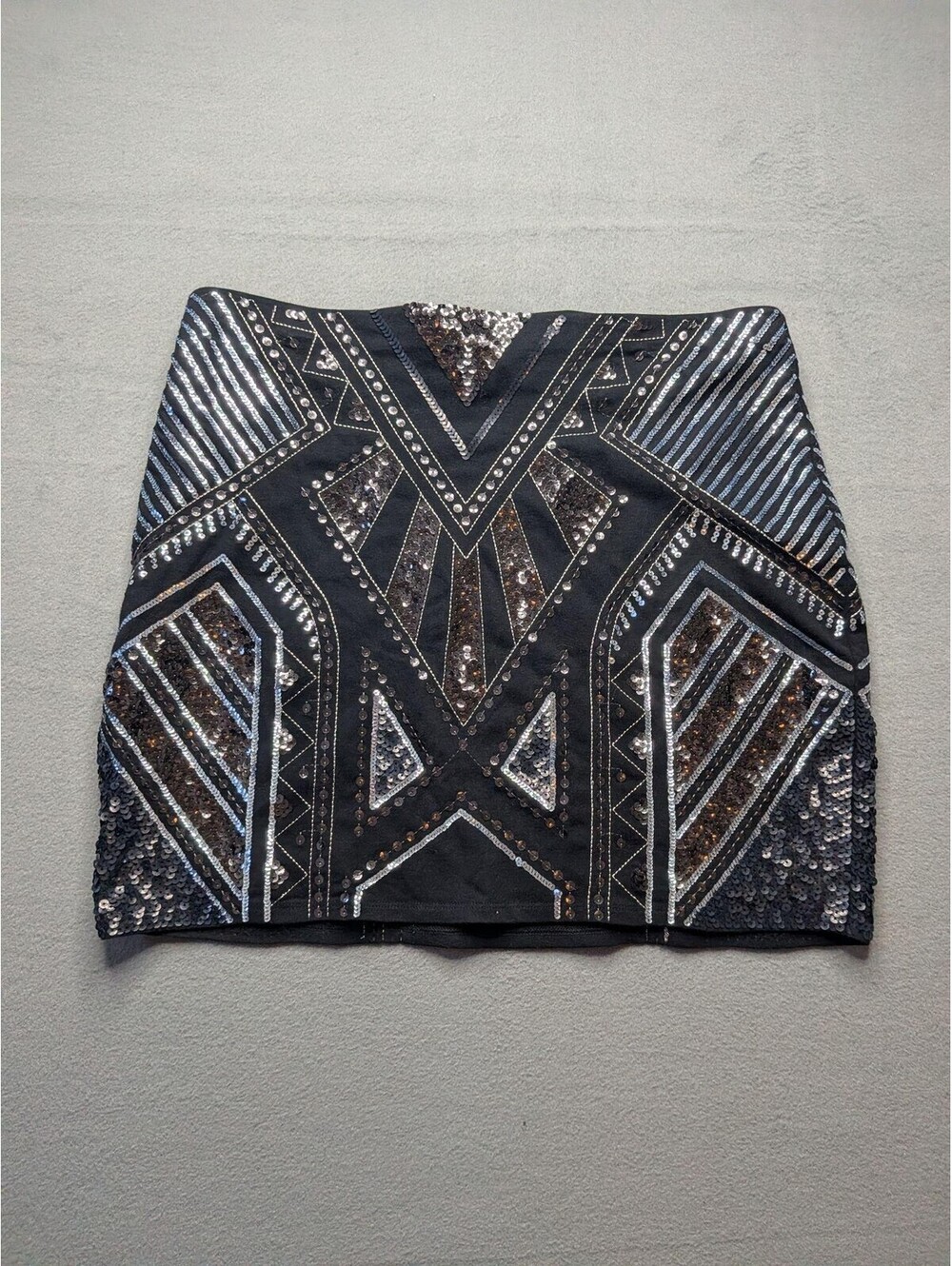 Express Skirt Womens L Black Sequin Geometric Mini Stretch Cocktail Party